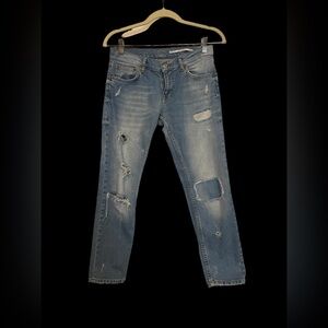 Zara Women’s Distressed Jeans - Size 4
